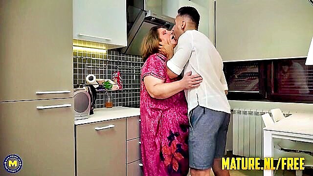 JANA - jana the curvy mature gets her big tits jizzed on by a younger stud Mature NL