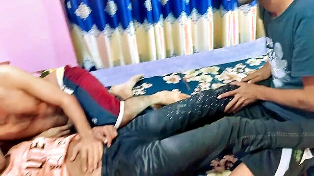 mmf black girl fucks two lucky pool playing big dick guys threesome bengali fucks : Uttaran20