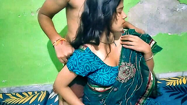 Desi - desi super hot wife rides schlong hard sucks boyfriends cock in uncensored japanese home video