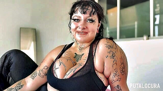 huge busty, tattooed girl, bbw - tattoed girl gets dirty