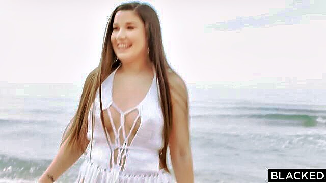 chloe, lapiedra, blacked - chloe lapiedra gets her thick booty drilled by bbc while boyfriends away