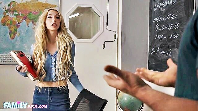 Kenzie Reeves - kenzie reeves solo video FamilyXXX