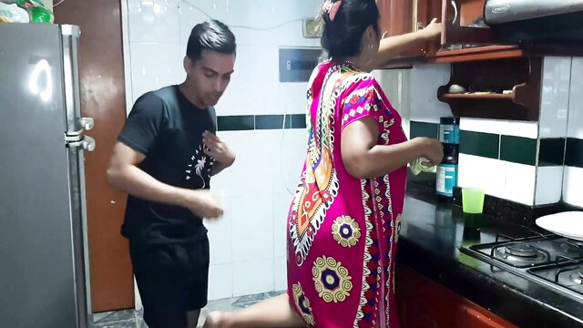 in the kitchen, hindi audio, stepmom - diana prince kitchen