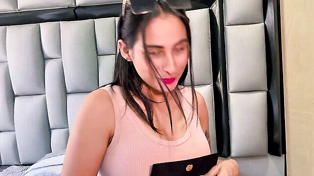 beauty gets drilled : FapHouse