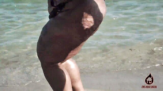 beach, bbc, blowjob - juicy tee beach fuck