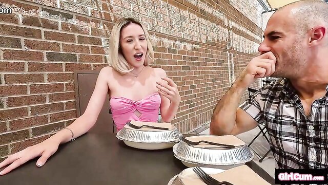 girl cum, giving head, brock cooper - sweet head oral
