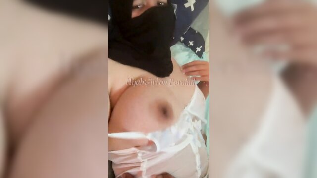 friend fuck, fuck her, witness - hijab wearing girl fucked