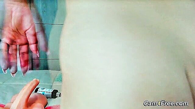 lush, cam4free, toy - petite girl toys herself