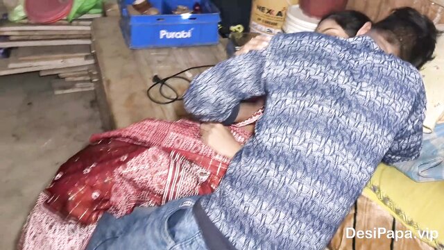 horny indian couple gets hot and heavy in homemade sex tape : Desi Papa