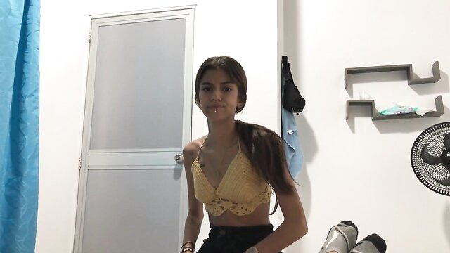 TUflacasex - horny stepsis pov latina