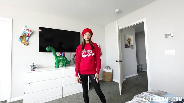 christmas, tiny, pov - nikki nicole christmas creampie