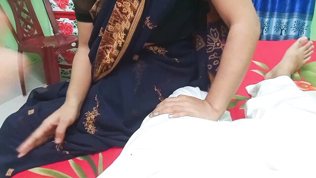 aunty, 18 year old indian girl, amateur homemade - indian maid drilling ass