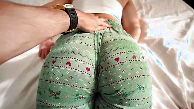 Jenny Lux, Ema Karter - check out jenny luxs tight pussy filled with hot jizz after a steamy side fuck with ema karter