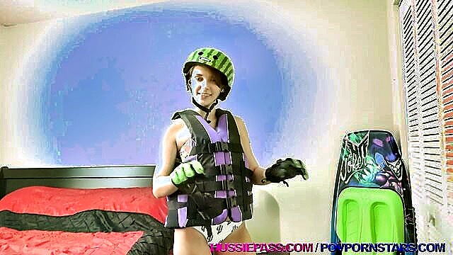 Brian Omally, Natalie Porkman - hussie pass brian omally pov does what shes told xxx video Hussie Pass