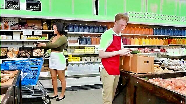 grocery store, dick, sexix - ashlyn peaks mature sex