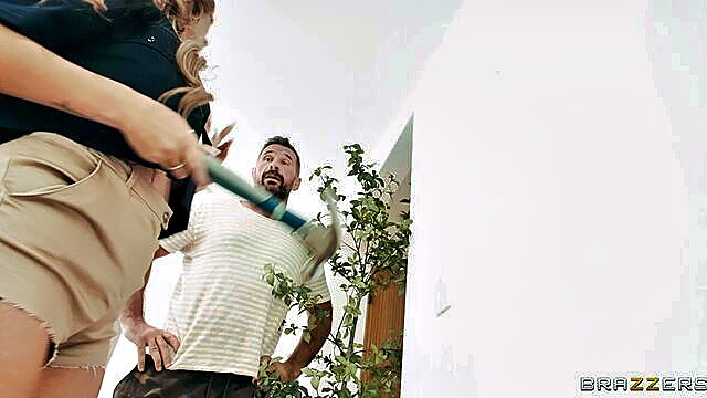 brazzers exxtra rising to the challenge : Brazzers