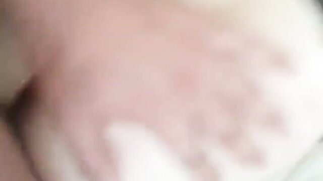 analed, anal asses, anal big - big mom takes it up the ass in homemade video