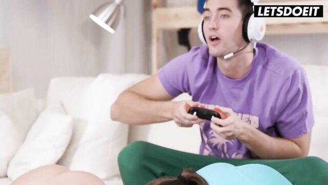 Jimmy Bud, Lady Gang - czech babe rides gamers cock LETSDOEIT