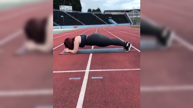 download this hot and sexy video of big ass women : Men