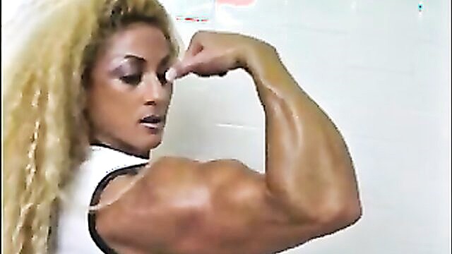 Goddess - steamy and seductive bathroom encounter with a mature muscle goddess