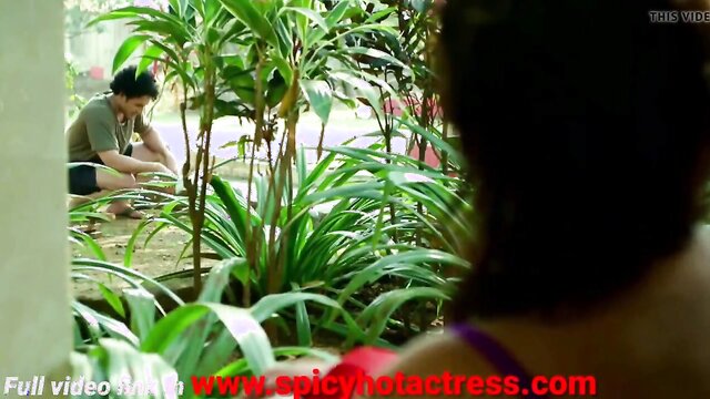 indian babe gets her anal licked and fucked by a servant : Men