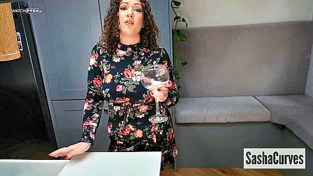 SashaCurves - sasha curves stepmom homecoming