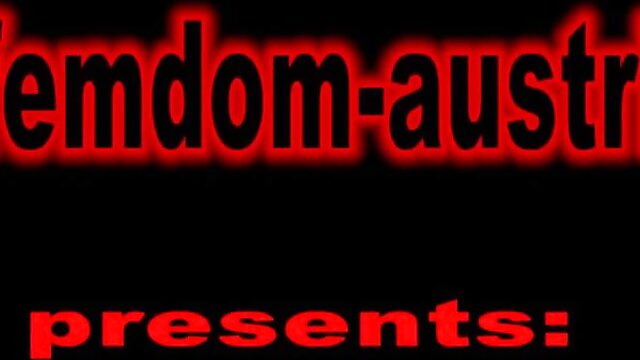 dildo and anal toy action in hardcore lesbian scene : Femdom Austria