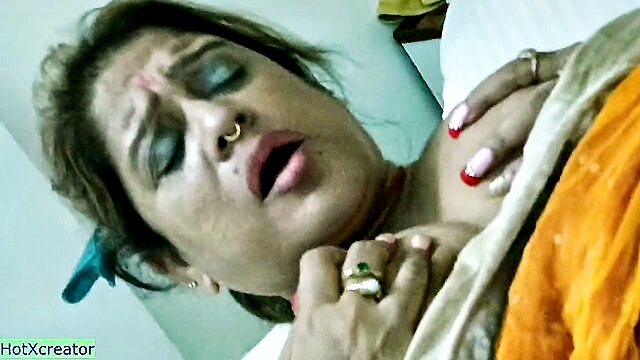 hot bhabhis saree sex with teen devar in washroom : Hotxcreator