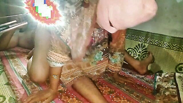 Indian bhabhi, Desinoor - video pornô sardarni punjabi ma di fuddi Desinoor