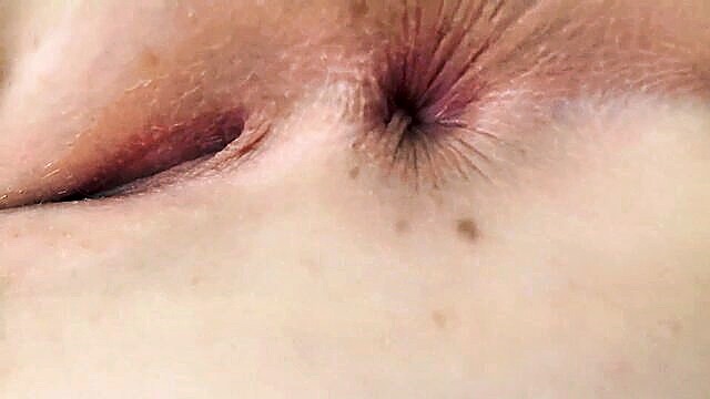 Elly Peach - close up squirting asshole elly peach EllyPeach