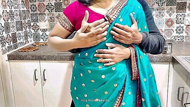 Hot 365 Couple - indian bhabhi saree sex