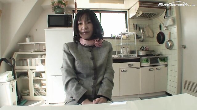 small boobed maid gets her tight pussy pounded deeply : Ts