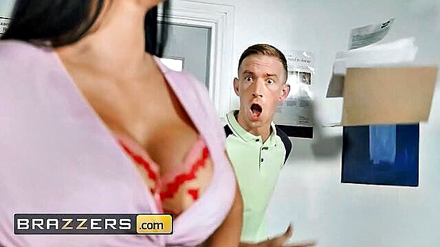 brazzers gift danny d fuck : Brazzers