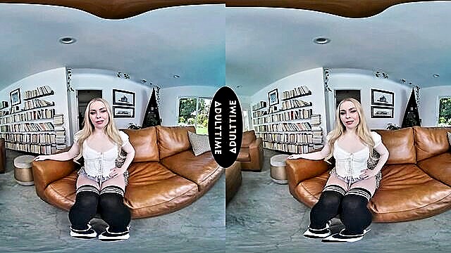 Haley Spades, Oliver Davis, Petite Deepthroat - haley spades handjob vr UP CLOSE VR