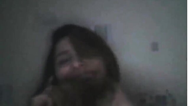 watch a big titdeddy turkish babe talk dirty and show off her assets : osborne01