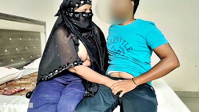 Meri, Freedeell - teen daughters caught on camera in indian homemade porn scandal Freedeell