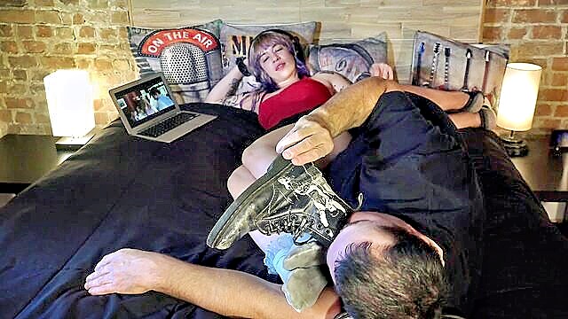 goddess worship, foot fetish, femdom - femdom socks video