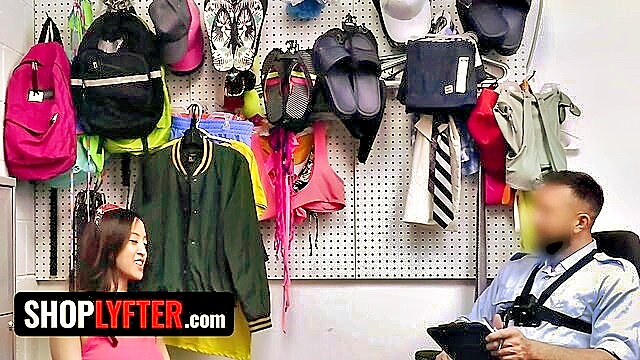 Alexia Anders, Will Pounder - will branson porn ShopLyfter