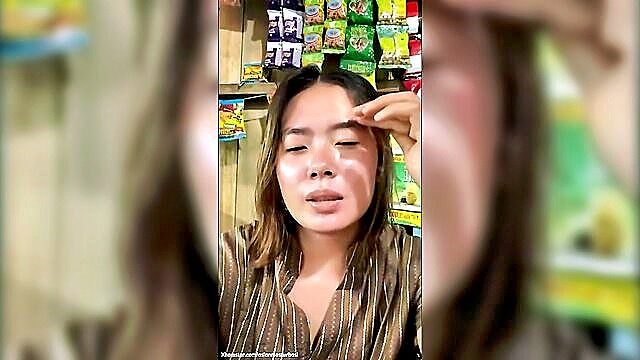 blowjob, cumshot, hardcore - indonesian milf masturbates
