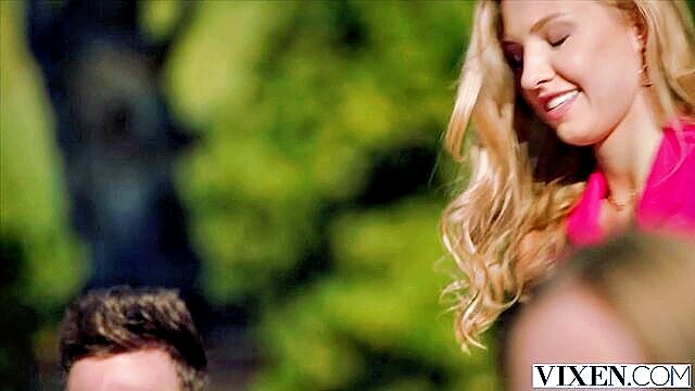 Alberto Blanco - vixen jaylah outdoor Vixen
