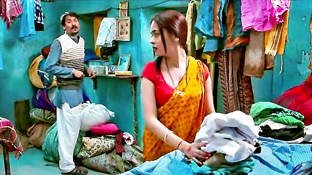 shikha sinha hot scene : FilmyFantasy
