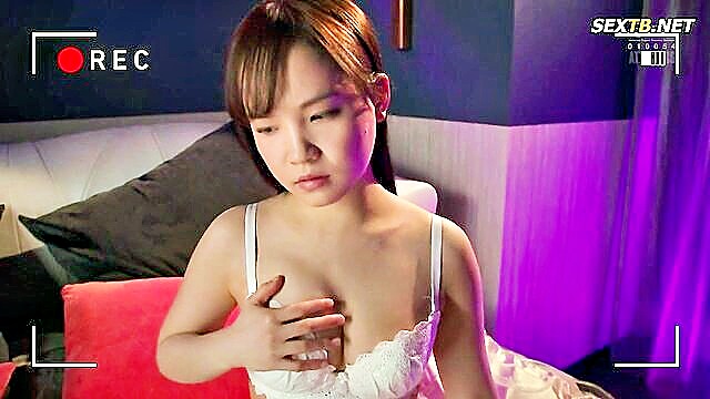 Rich A - small tits suck cock