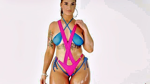 Siri - siri dahl big tits