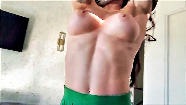 big tits, brunette, blowjob - lucia rossi big tits