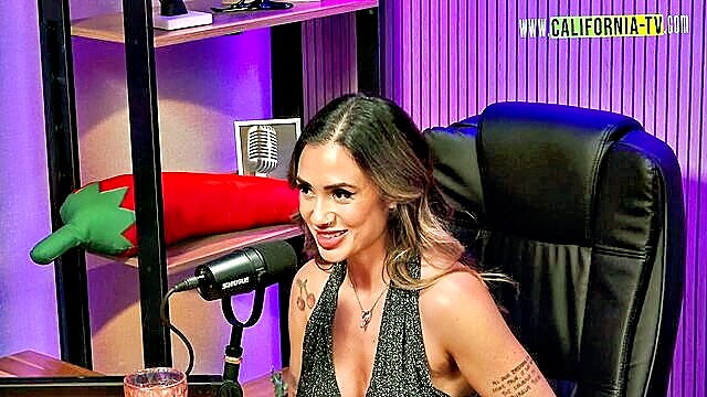 rafaela lima lesbian : Califórnia Tv.