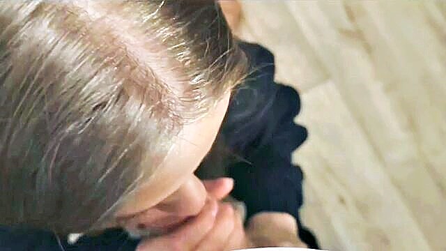 big cock, cheating, cumshot - married chick gives nice head