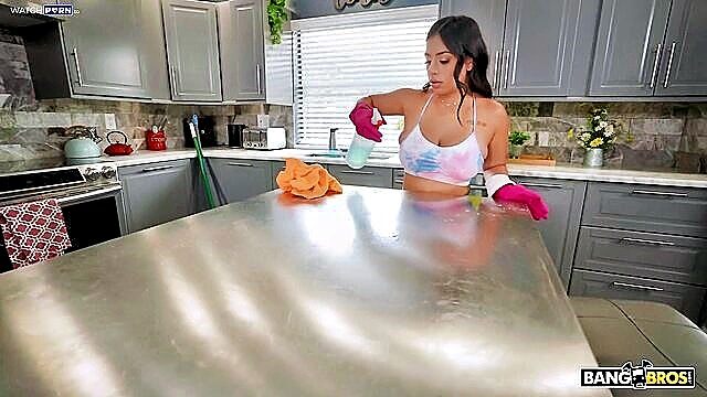 Melztube - melztube sex maid suck