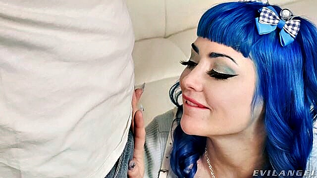 jewelz deepthroat dildo : Evil Angel