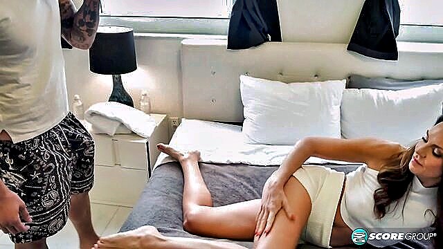 mallory knight, at work, 60plusmilfs - mallory knight gilf action