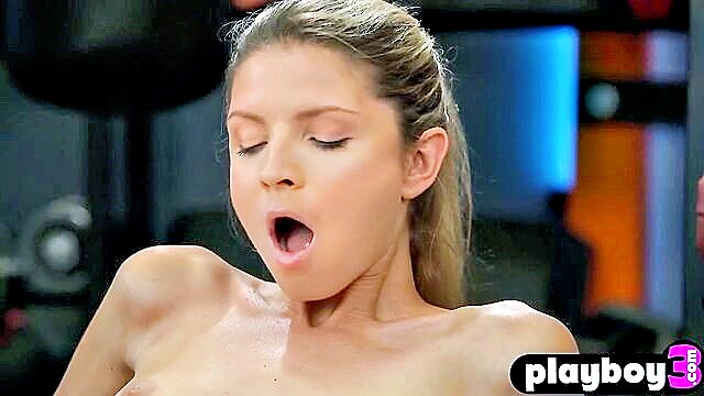 Gina Gerson, Tiffany Tatum - hot lesbian workoutporn